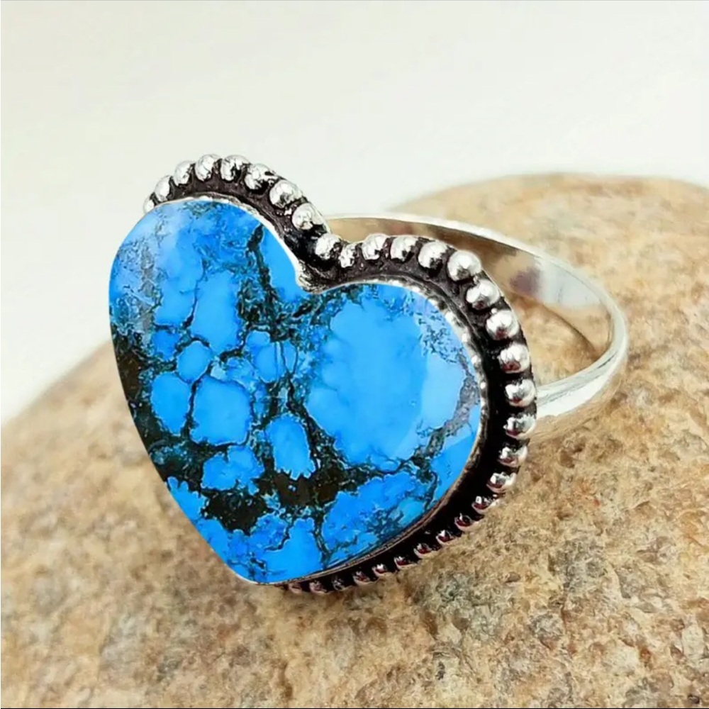 Boho Heart Ring - Picture 2 of 4
